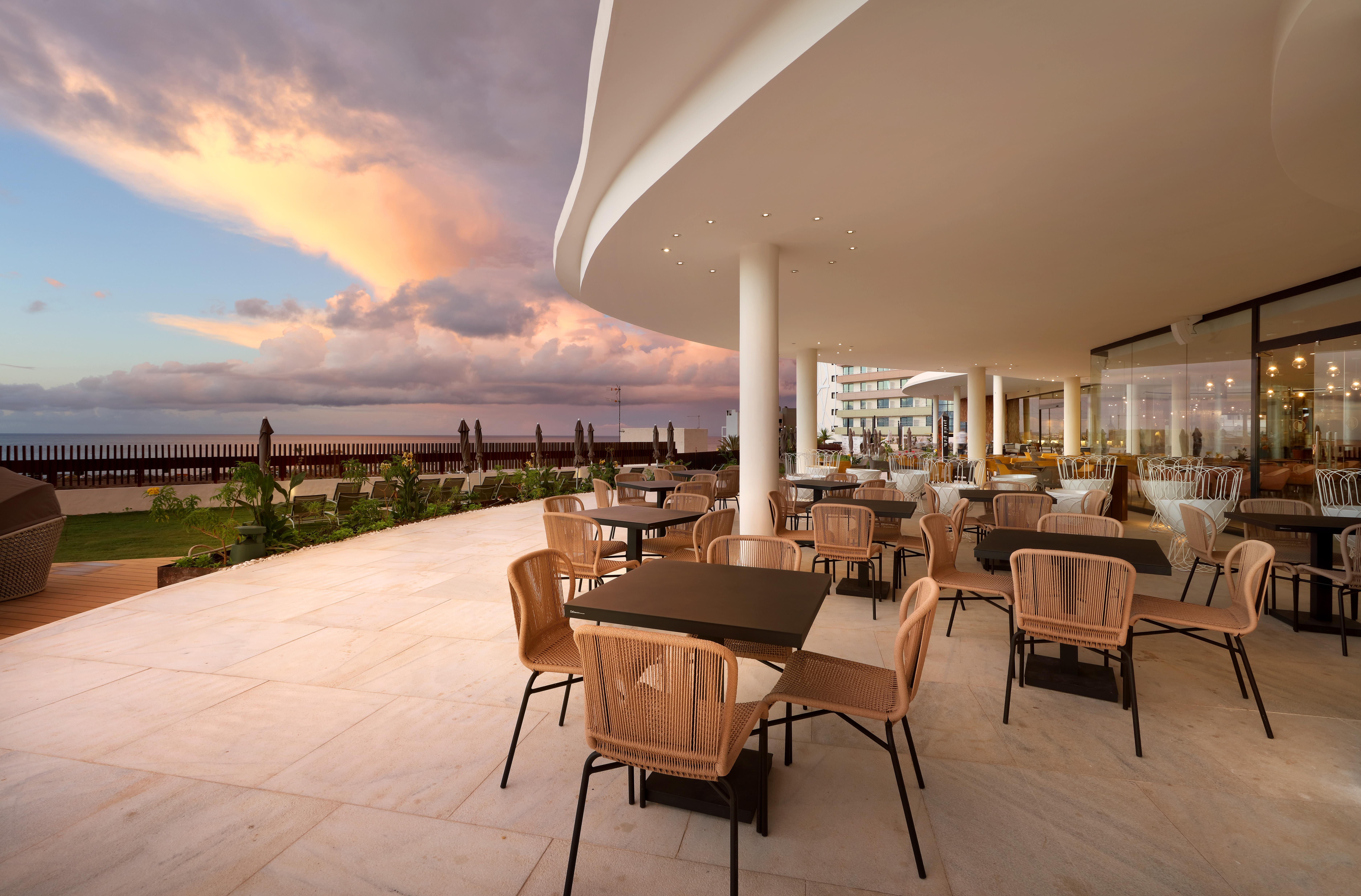 Hard Rock Hotel Tenerife Адехе Экстерьер фото