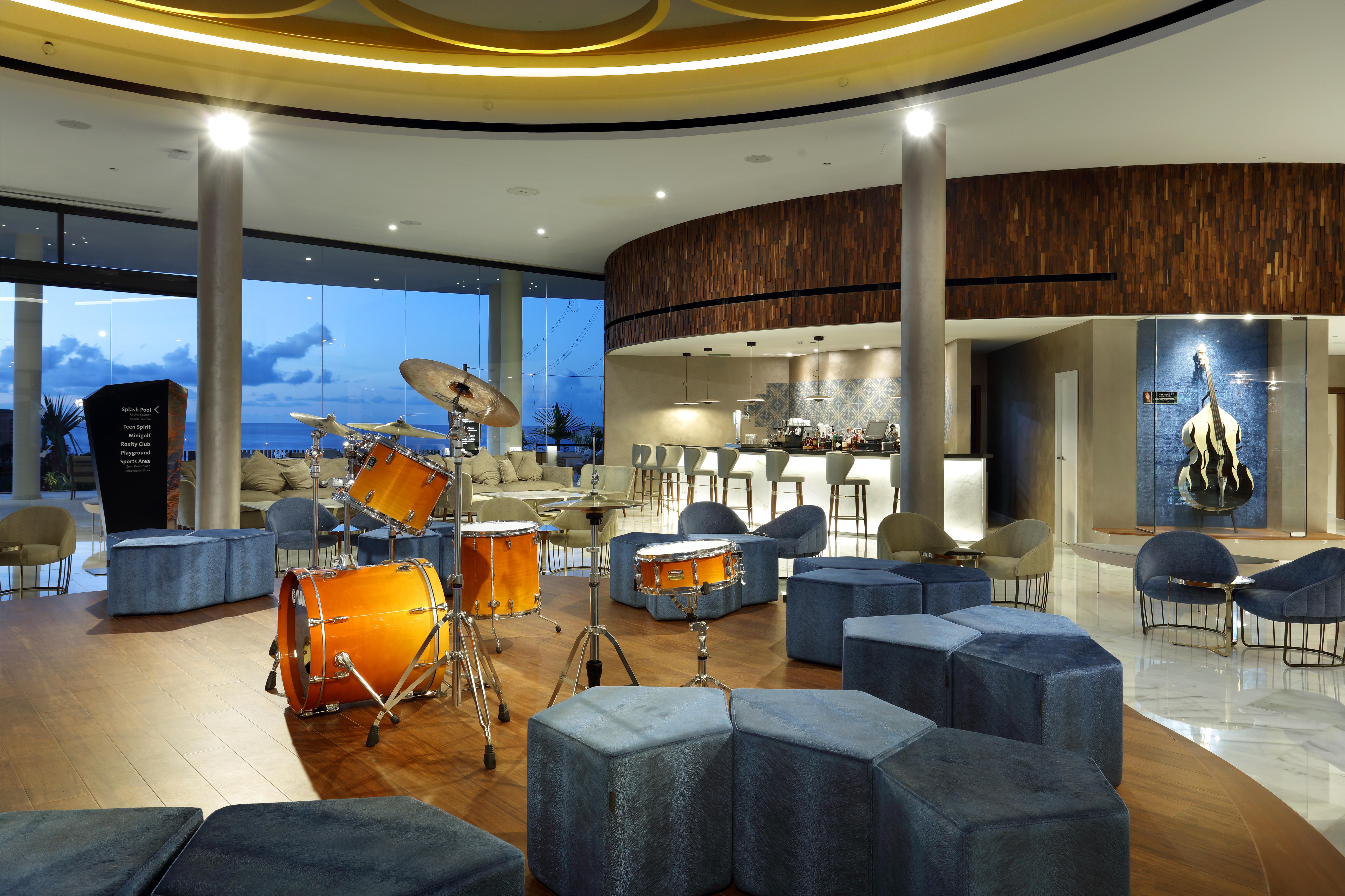 Hard Rock Hotel Tenerife Адехе Экстерьер фото
